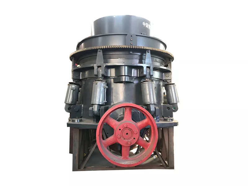Flersylindret hydraulisk kjegleknuser